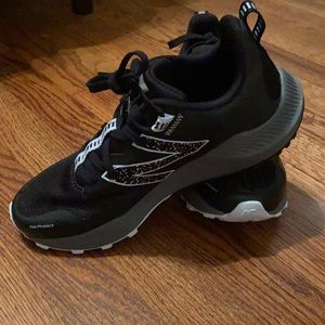 New Balance trail sneakers